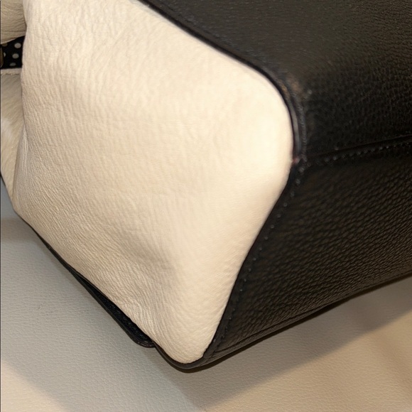 Kate Spade Black and White Satchel - Picture 9 of 16